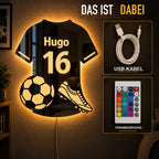 Personalisierter Fußballspiegel, USB-Kabel und Fernbedienung.